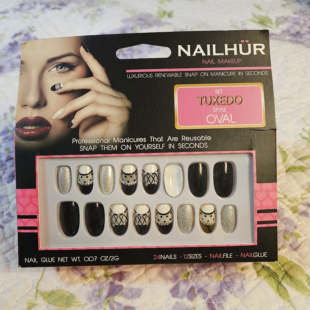 NAILHUR Makeup Reusable Nails Tuxedo Set Oval Style